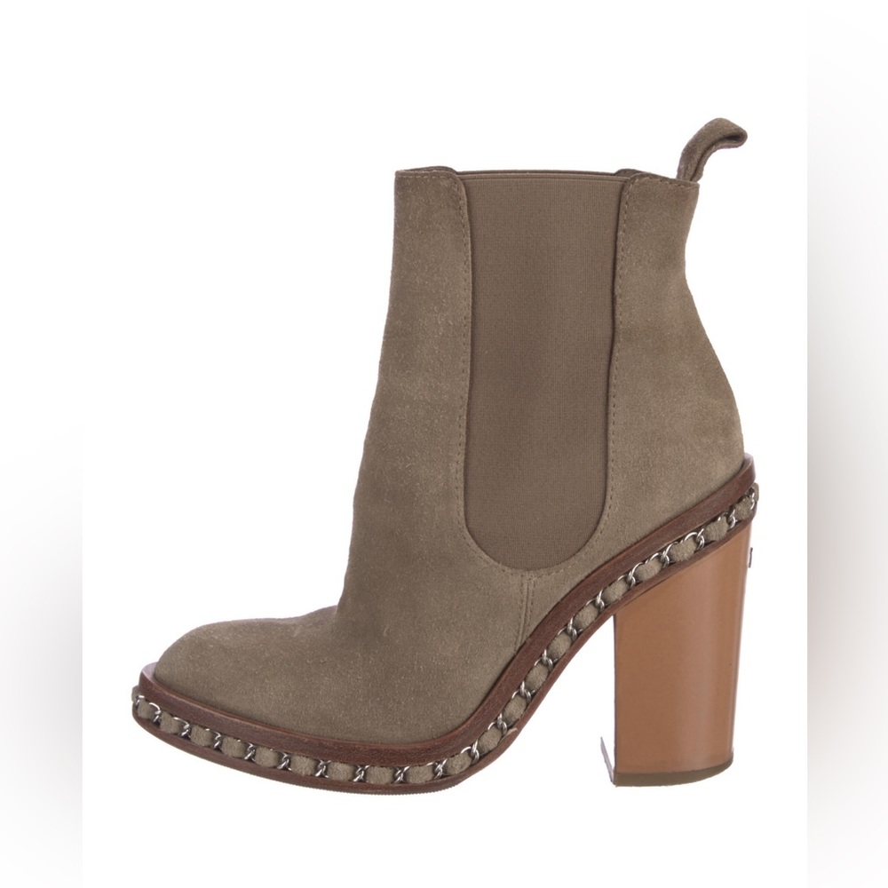 CHANEL 2014 Interlocking CC Logo Chelsea Boots, 6 | IT 36 (Fits like 5.5)